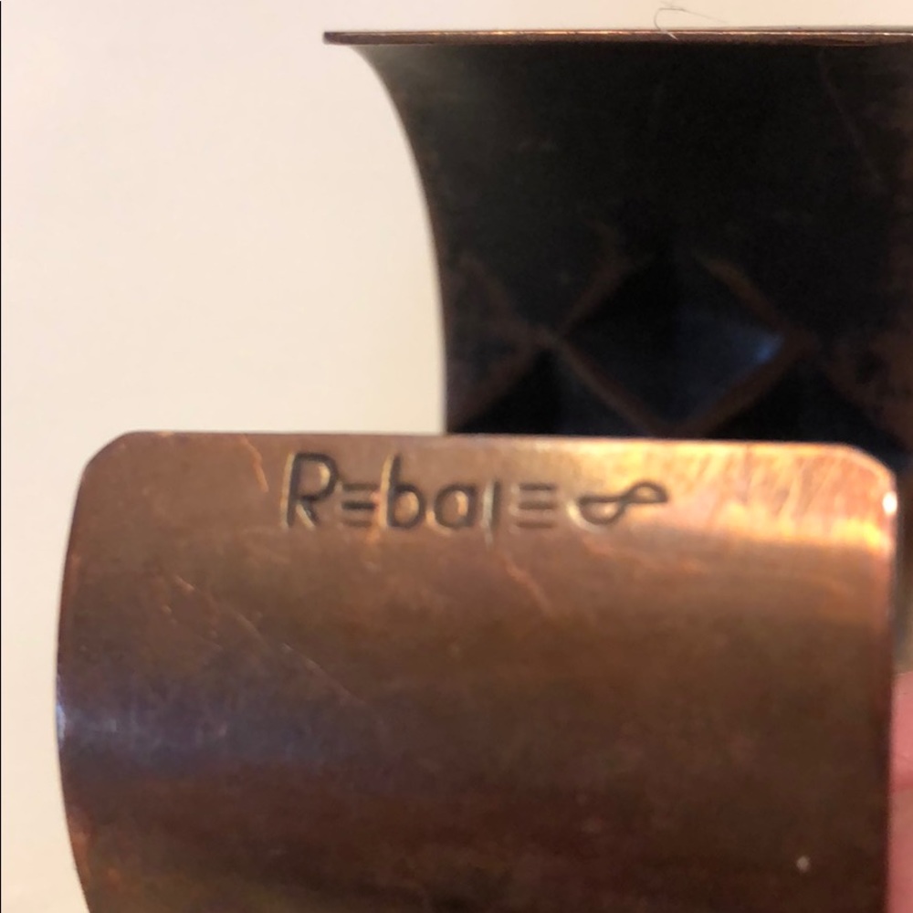 Rebale Copper Cuff - Picture 8 of 8